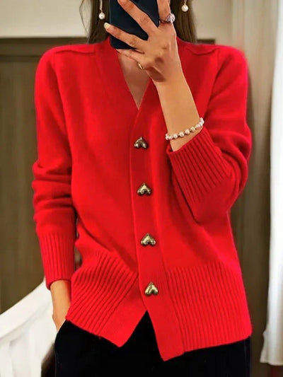 Cardigan med knapliste – Bekvem charme med feminin elegance