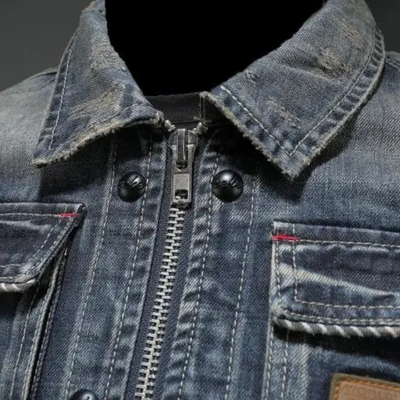 Kasper – Klassisk denimjakke med rå kant