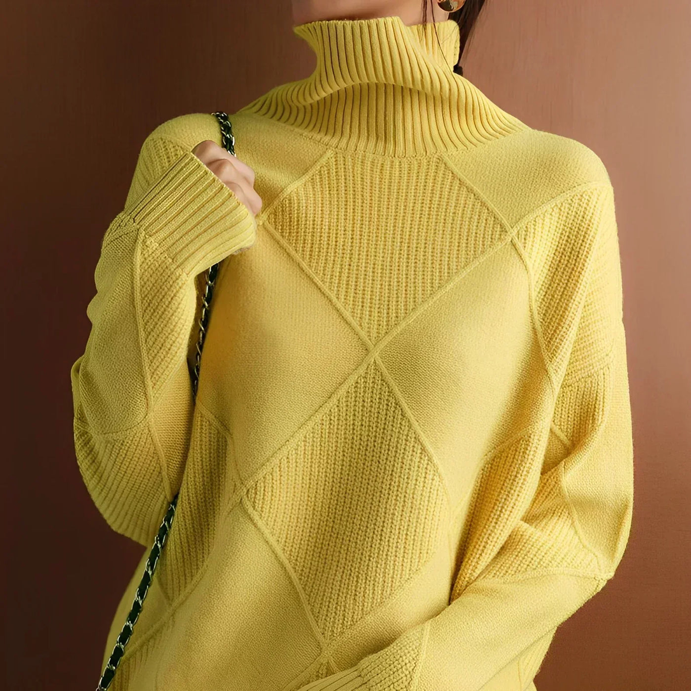 Rauten-Rullekravepullover – Raffineret varme med moderne stil