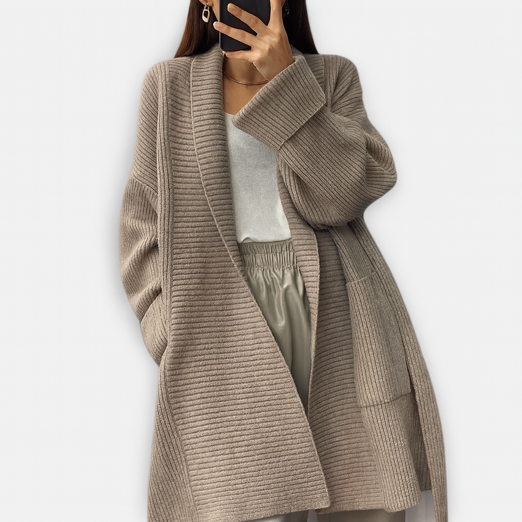 Mysig strikket cardigan – Afslappet neutral stil