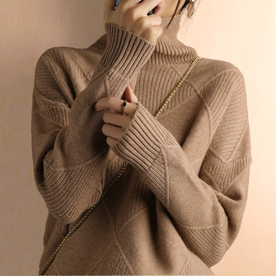 Rauten-Rullekravepullover – Raffineret varme med moderne stil